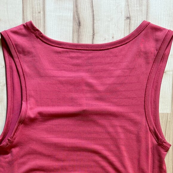 Women's Athletic Tank Tops (2) - Picture 7 of 14